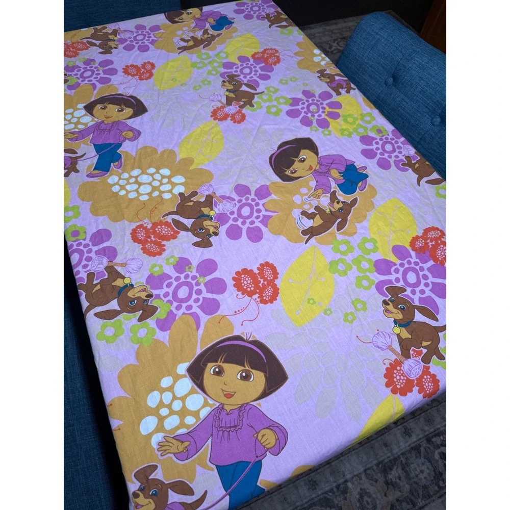 Dora the Explorer Perrito Puppy Toddler Crib Fitted Sheet Pink Purple Floral